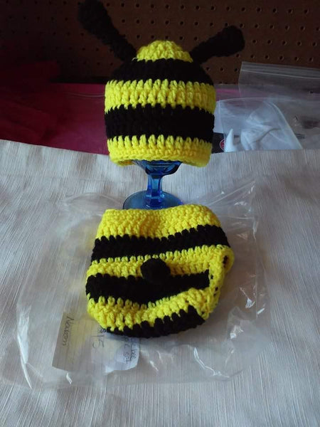Bumble bee Crochet newborn diaper set