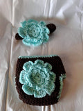 Crochet brown and mint flower diaper set