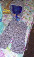 Newborn boy's bonnet and pants set, light grey