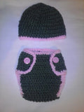 Hat and diaper cover, crochet, hunter green and pink